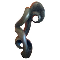 Scultura astratta in marmo di James Phiri