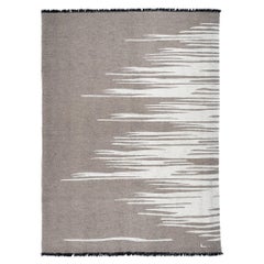Rug & Kilim in lana intrecciata a mano Ege No 3, contemporaneo grigio terra e bianco dune