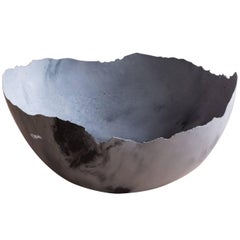 Ciotola in cemento fuso a mano in grigio di UMÉ Studio