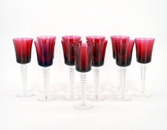 Servizio di bicchieri da vino in cristallo De Sèvres a stelo chiaro di metà secolo / 11 persone