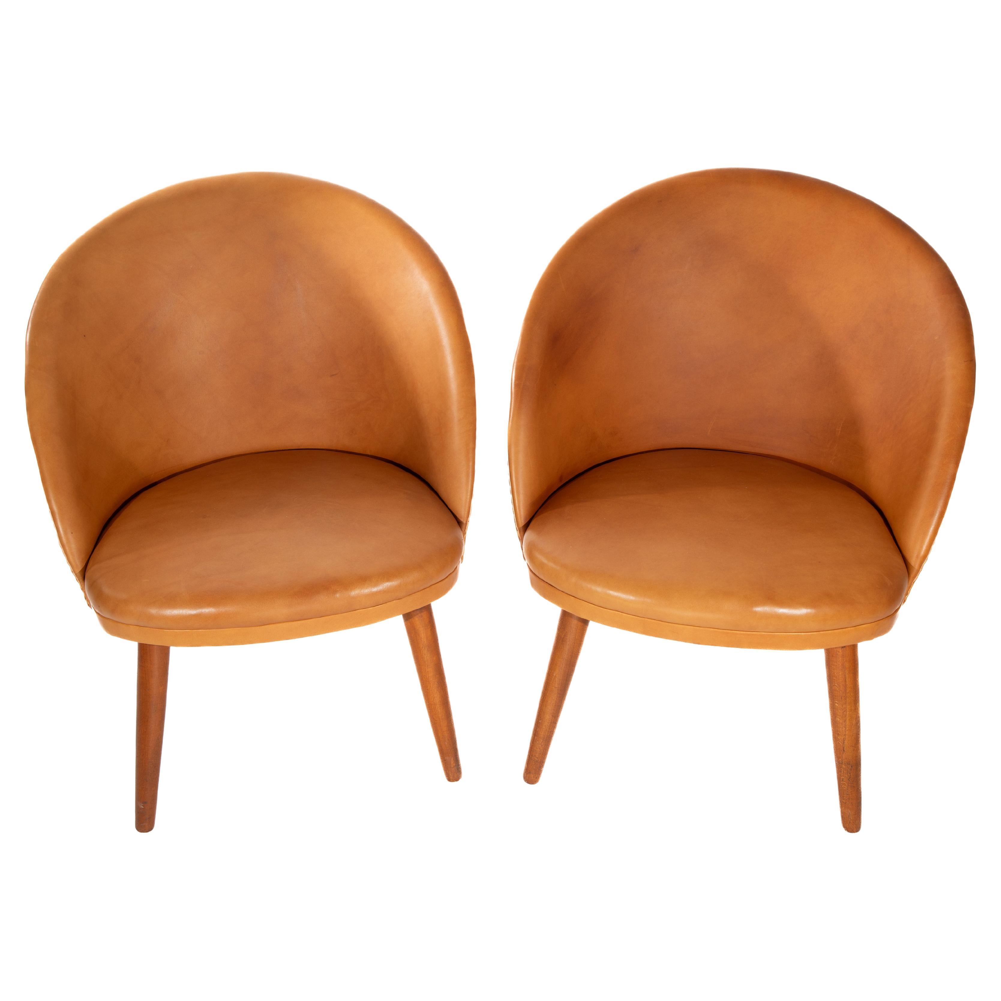 Coppia di poltrone da salotto Ejvind A. Johansson, Model 301