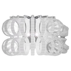 Vistosi Ecos Applique in vetro bianco a righe con cornice cromata lucida